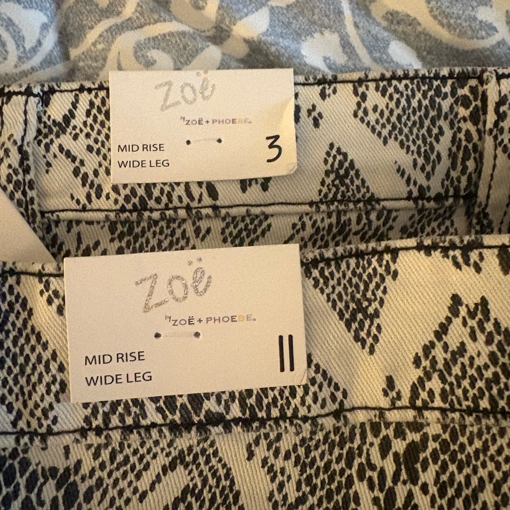 Zoe + Phoebe Mid Rise Wide Leg Pants
